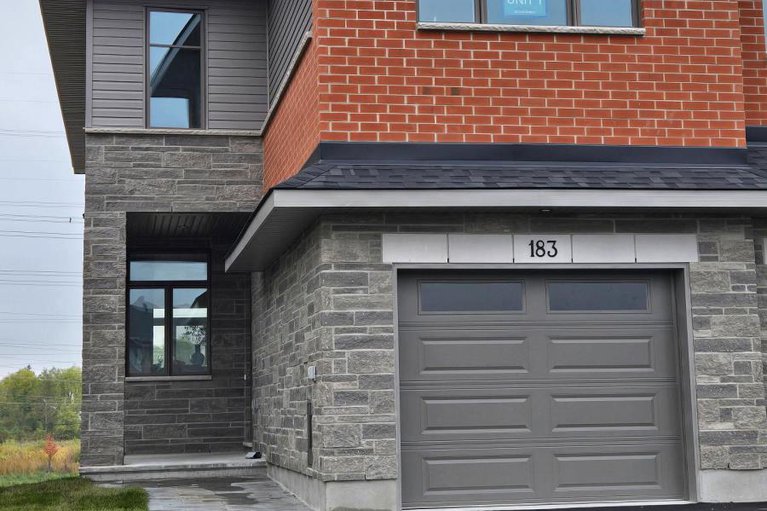 28906809/183-craig-duncan-terrace/stittsville-south/ottawa/ontario/K2S3C6_1