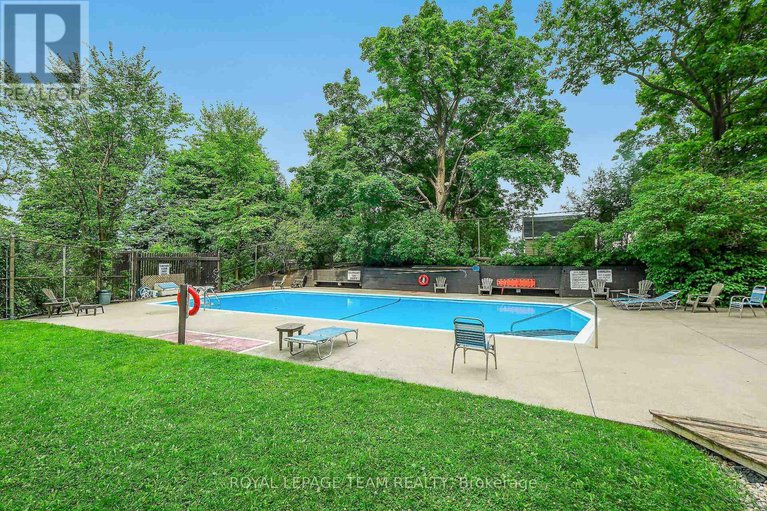 28350117/306-20-chesterton-drive/borden-farmstewart-farmcarleton-heightsparkwood-hills/ottawa/ontario/K2E6Z7_38