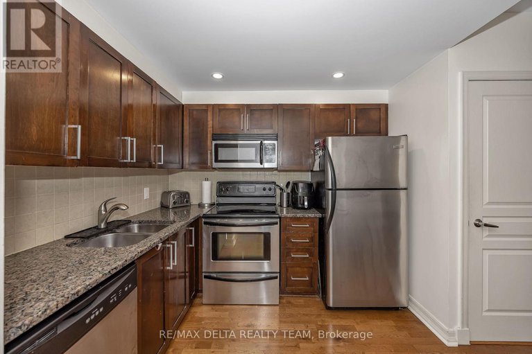 29400834/1006-200-besserer-street/sandy-hill/ottawa/ontario/K1N0A7_12