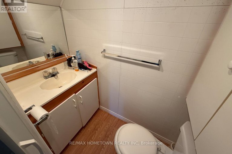 29152259/9-and-7-richmond-street/augusta-twp/augusta/ontario/K0E1P0_26