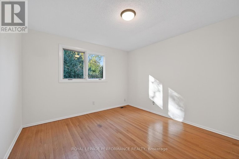 29046613/19-ancroft-court/tanglewood/ottawa/ontario/K2G4A5_26