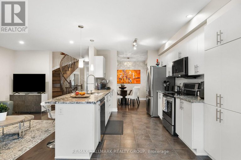 29102611/311-travis-street/mer-bleuebradley-estatesanderson-park/ottawa/ontario/K1W0E5_10