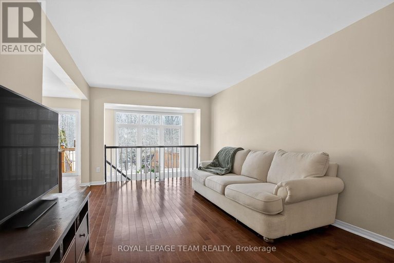 29526467/19-goldthorpe-private-n/stonebridge/ottawa/ontario/K2J5L6_8