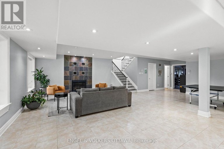 28853851/1028-rick-hansen-crescent/greely/ottawa/ontario/K4P1M4_39