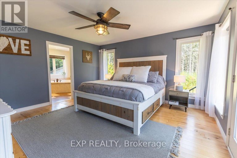 28879603/6719-deer-run-place/rideau-twp-s-of-reg-rd-6-w-of-mccordick-rd/ottawa/ontario/K0A2T0_16