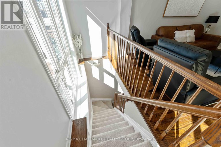 28985545/104-esterbrook-drive/mer-bleuebradley-estatesanderson-park/ottawa/ontario/K1W0A9_20