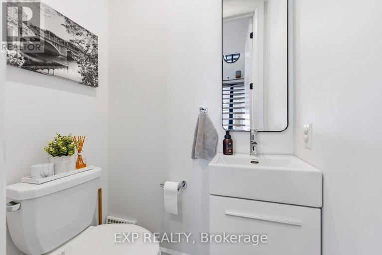 29677921/158-marier-avenue/vanier/ottawa/ontario/K1L5S1_2