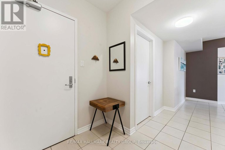 28620989/304-70-landry-street/vanier/ottawa/ontario/K1L0A8_6