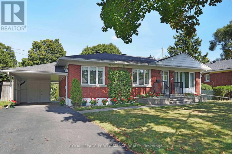 28864113/773-fairdale-avenue/elmvale-acres/ottawa/ontario/K1G1X6_2