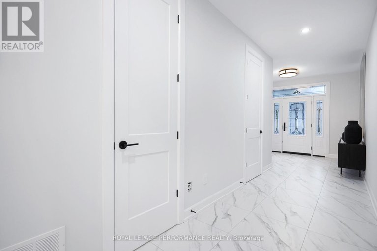 29317173/1709-fisher-ave-avenue/carleton-heights/ottawa/ontario/K2C1X9_5