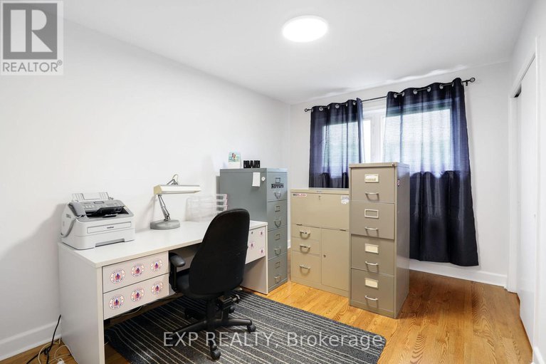 28625166/1382-fisher-avenue/city-viewskylinefisher-heightsparkwood-hills/ottawa/ontario/K2C1X1_21