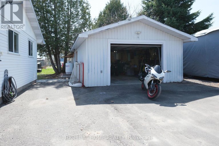 29658315/14-fisher-street/mcnabbraeside-twps/mcnabbraeside/ontario/K0A3L0_25