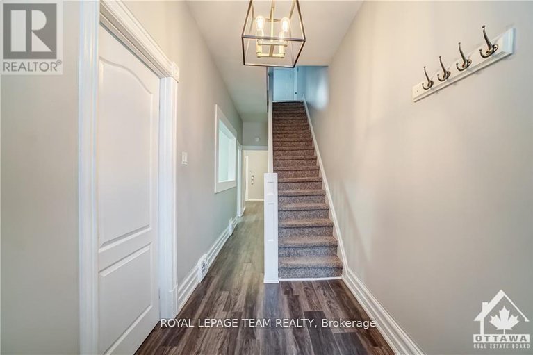 29100389/308-cumberland-street/lower-townbyward-market/ottawa/ontario/K1N7H9_3