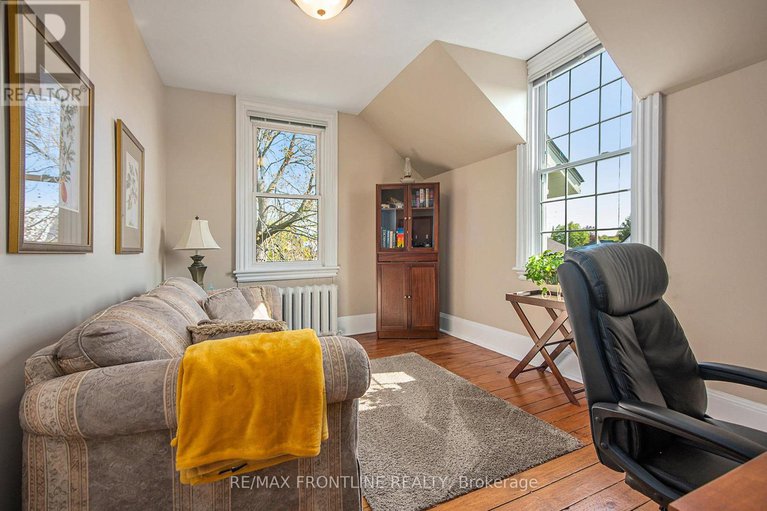 29431396/2-george-street-n/smiths-falls/smiths-falls/ontario/K7A1X9_25