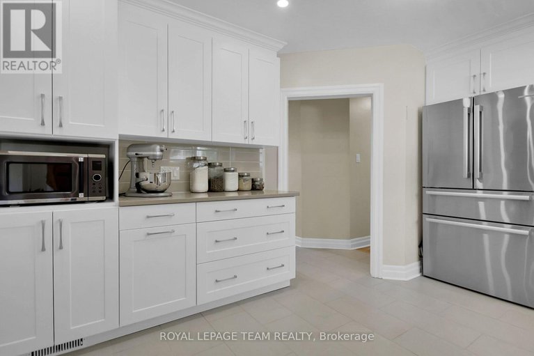 28798698/43-epworth-avenue/meadowlandsst-claire-gardens/ottawa/ontario/K2G2L8_13