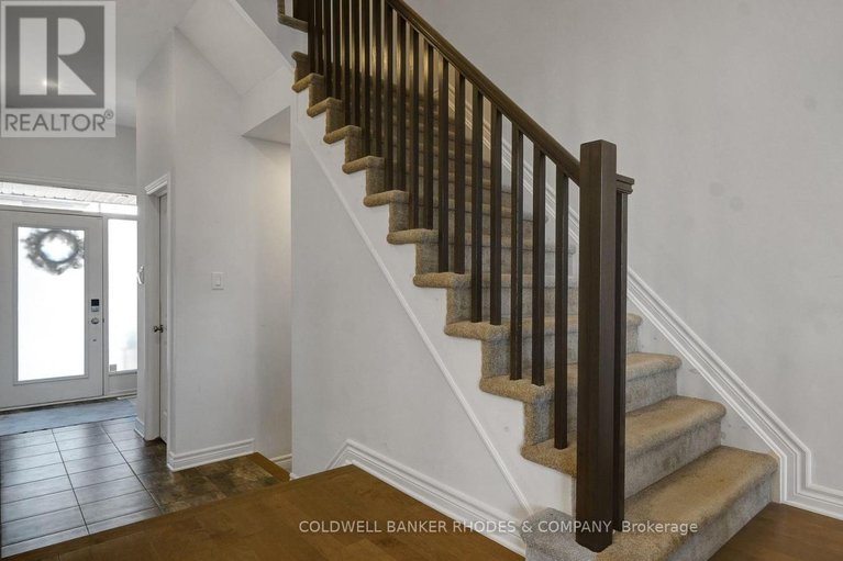 29588773/862-chipping-circle/riverside-south/ottawa/ontario/K4M0E7_5