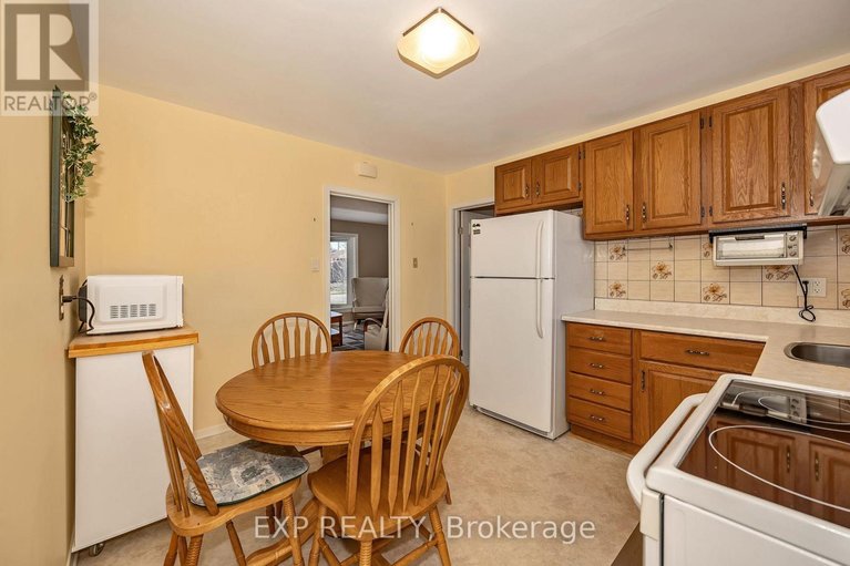 29640576/2500-hopkins-road/queensway-terrace-north/ottawa/ontario/K2B7X7_14