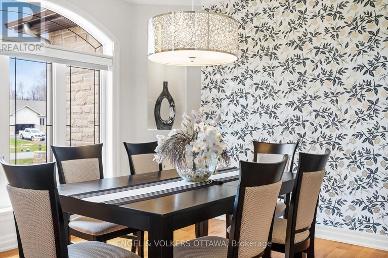 29646605/6652-pebble-trail-way/greely/ottawa/ontario/K4P0B6_5