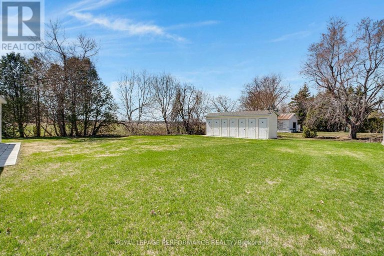 29664690/4-16-pendleton-street/vankleek-hill/champlain/ontario/K0B1R0_27