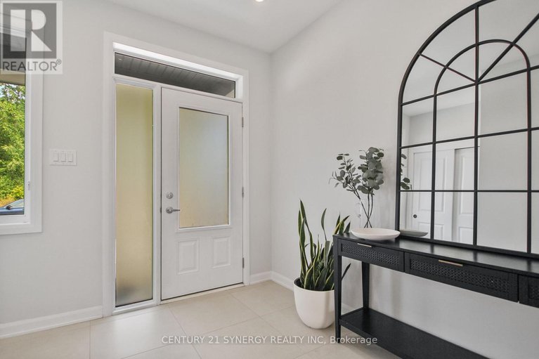 28715652/2104-caltra-crescent/half-moon-bay/ottawa/ontario/K2J6V4_4