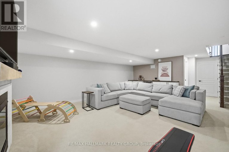 29025687/314-melodie-street/mer-bleuebradley-estatesanderson-park/ottawa/ontario/K1W0H9_29