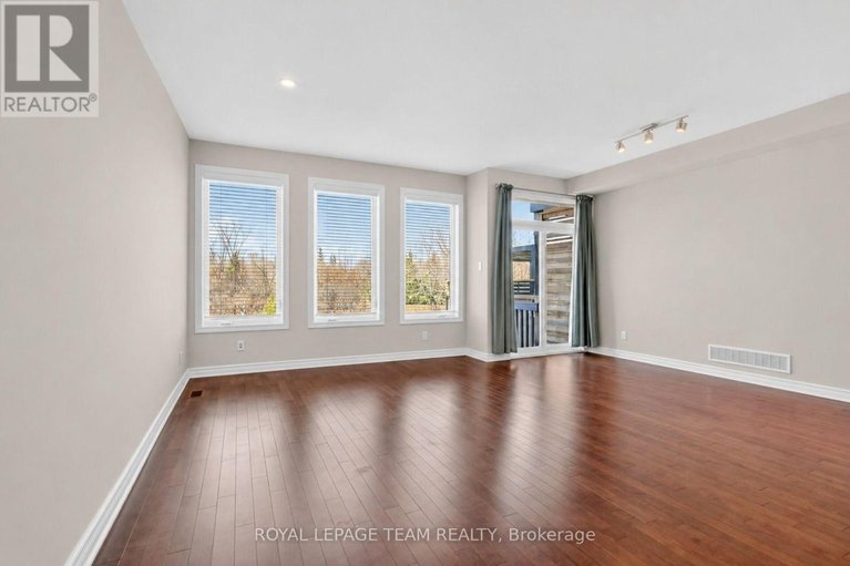 29671422/765-dearborn-private/blossom-parkkemp-parkfindlay-creek/ottawa/ontario/K1T0W3_5