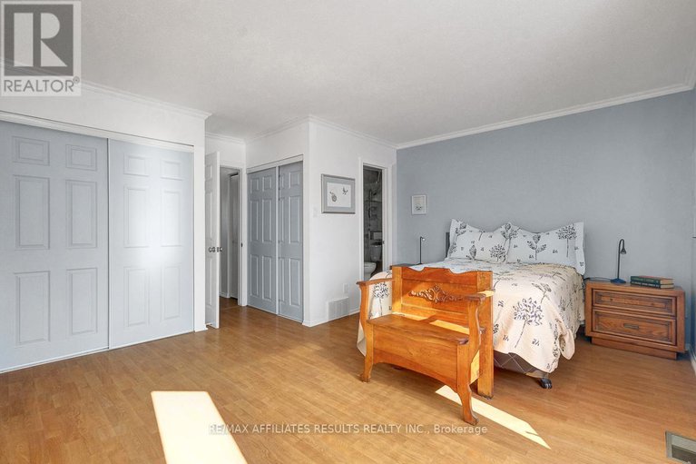 29048686/68-pheasant-run-drive/pheasant-run/ottawa/ontario/K2J2R4_29