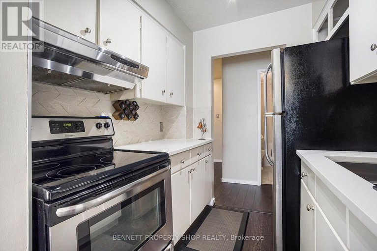 28339233/206-2041-arrowsmith-drive/beacon-hill-south/ottawa/ontario/K1J7V7_12
