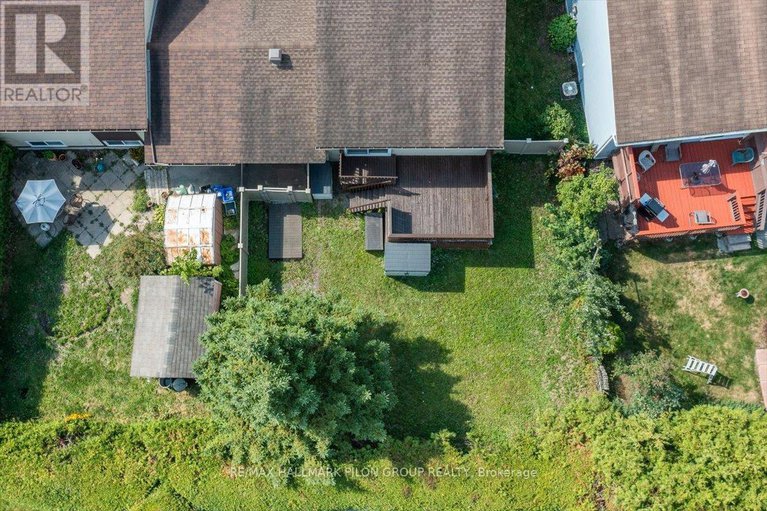 28840953/1577-prestwick-drive/bilberry-creekqueenswood-heights/ottawa/ontario/K1E2E6_18