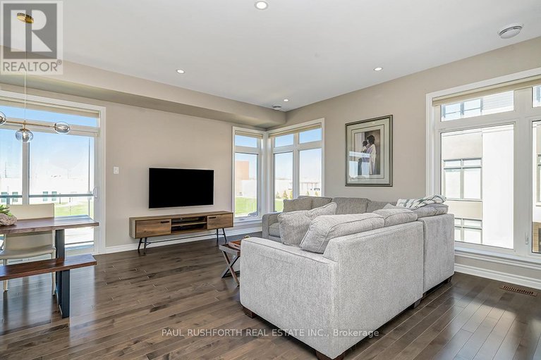 28478893/610-chaperal-private/avalon-west/ottawa/ontario/K4A0Y2_7
