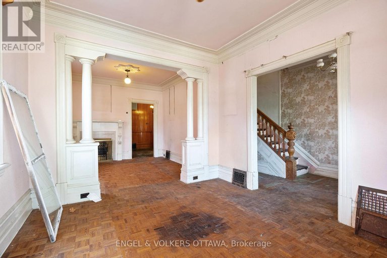 28934991/164-bayswater-avenue/hintonburg/ottawa/ontario/K1Y2G3_4