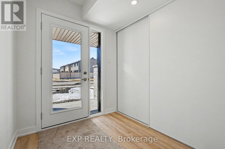 29531989/1200-cope-drive/stittsville-south/ottawa/ontario/K2S3C4_3