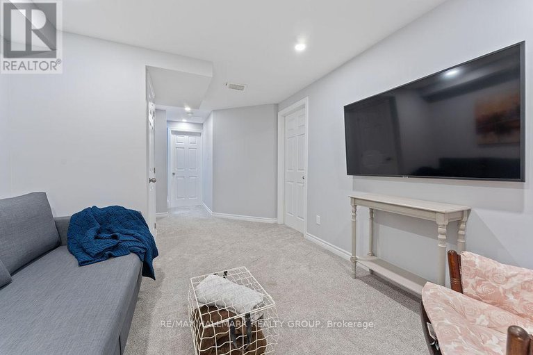 28558567/116-brilia-private/beacon-hill-south/ottawa/ontario/K1J0B7_27