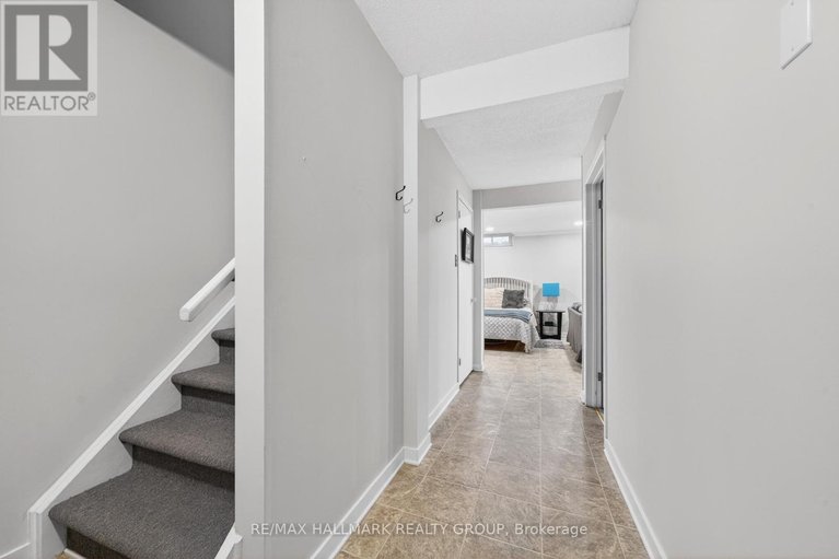 29578393/8-740-morin-street/castle-heights/ottawa/ontario/K1K3G9_39