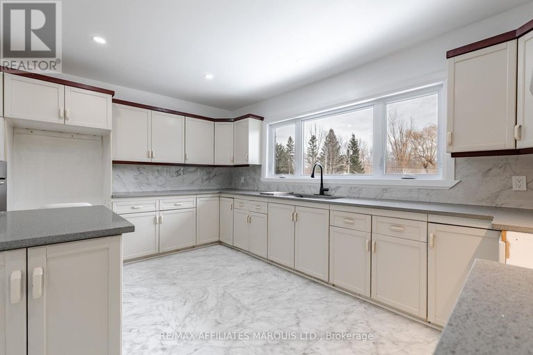 29466766/6254-poplar-street/south-glengarry-lancaster-twp/south-glengarry/ontario/K0C1E0_37