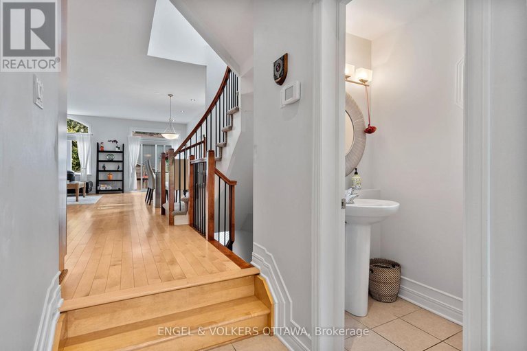 28836354/110-encore-private/city-viewskylinefisher-heightsparkwood-hills/ottawa/ontario/K2E0A2_6