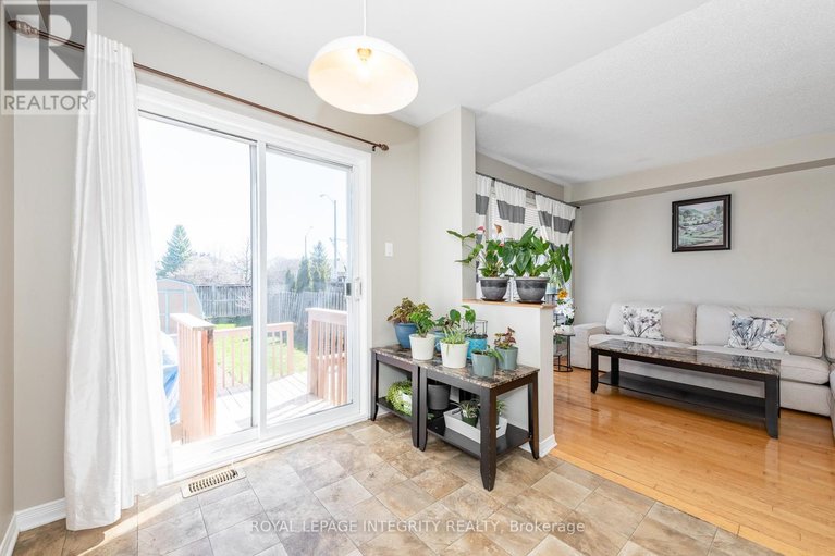 29667353/915-schooner-crescent/riverside-southgloucester-glen/ottawa/ontario/K1V1Y3_22