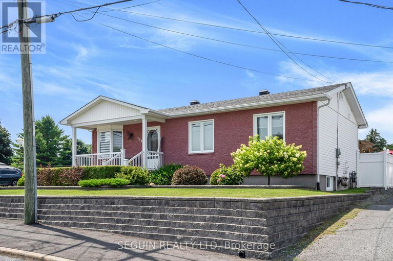 28620746/114-stanley-avenue/vankleek-hill/champlain/ontario/K0B1R0_2