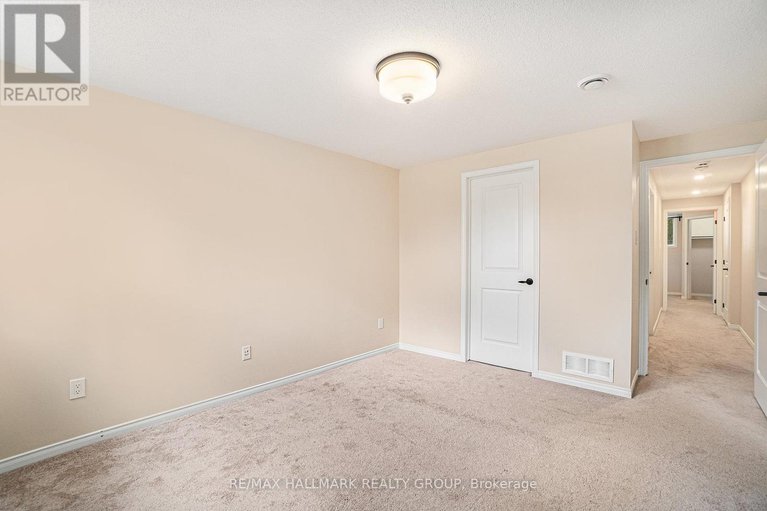 28460428/17-170-den-haag-drive/carson-meadows/ottawa/ontario/K1K2V7_21