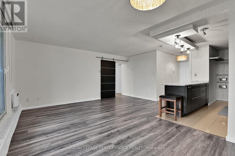 29621619/1102-1785-frobisher-lane/riverview-park/ottawa/ontario/K1G3T7_18