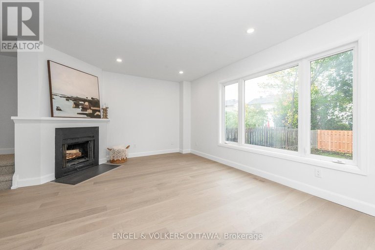 28965563/39-benlark-road/on-the-green/ottawa/ontario/K2J2L5_22