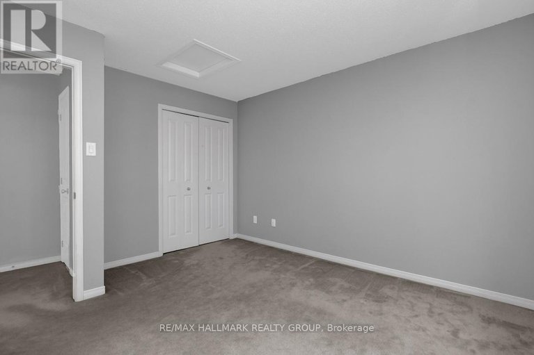 28835286/553-burleigh-private/cyrville/ottawa/ontario/K1J1J9_25