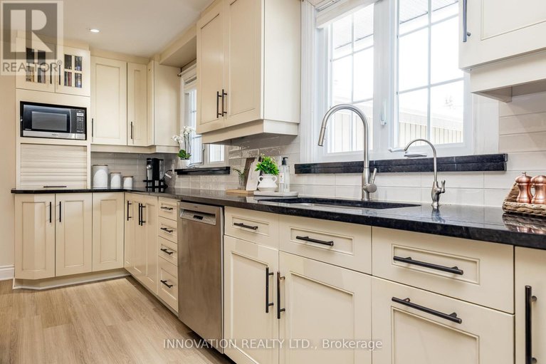 28867397/33-arnold-drive/arbeatha-park/ottawa/ontario/K2H6V8_17