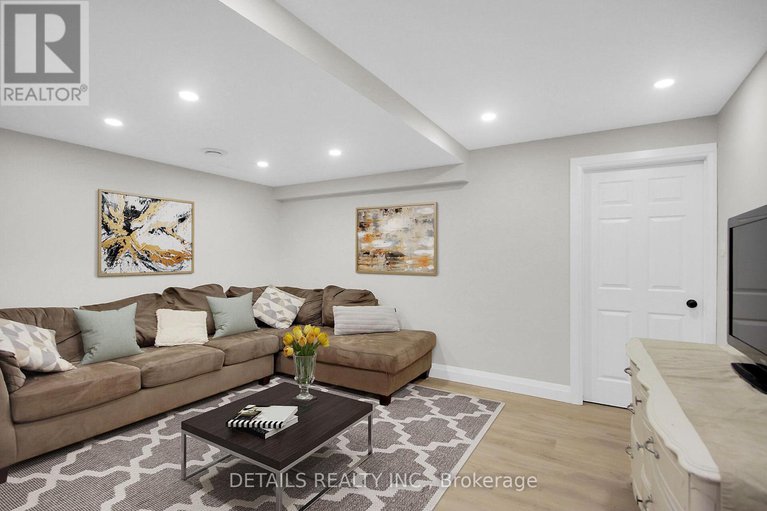28541506/1362-cornfield-crescent/greely/ottawa/ontario/K4P1E6_33