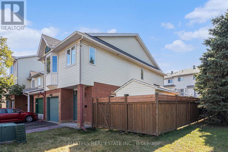 28820805/40-santa-cruz-private/riverview-park/ottawa/ontario/K1G6M4_2