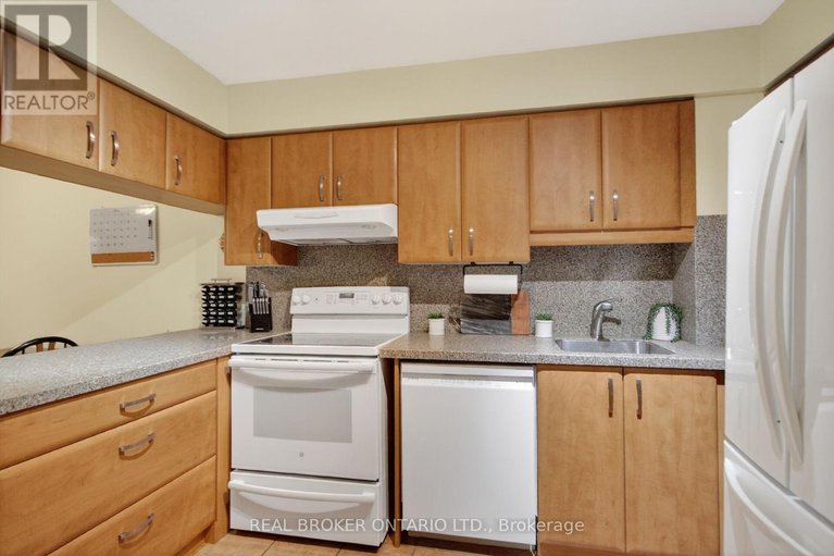 29593388/418-briston-private/hunt-club-park/ottawa/ontario/K1G5R4_6