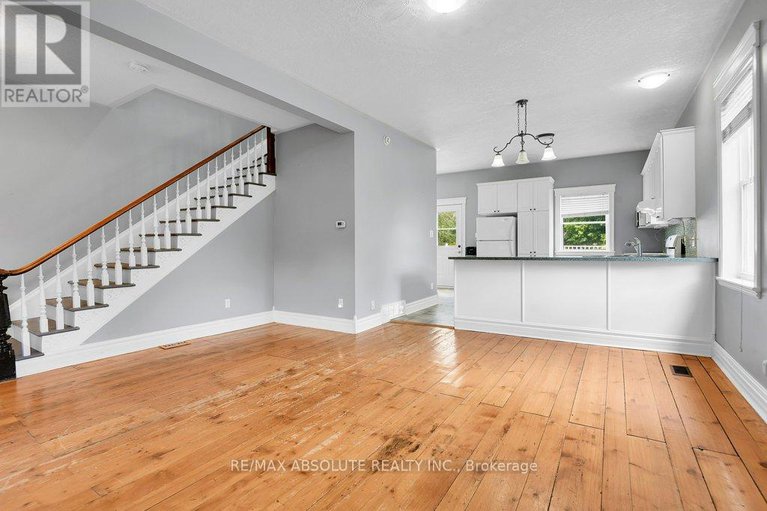 28648694/18597-dundas-street/south-glengarry-charlottenburgh-twp/south-glengarry/ontario/K0C1S0_10