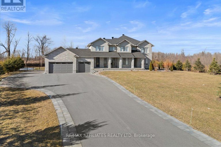 28084122/724-mcmanus-avenue/manotick-village-manotick-estates/ottawa/ontario/K4M0B2_3