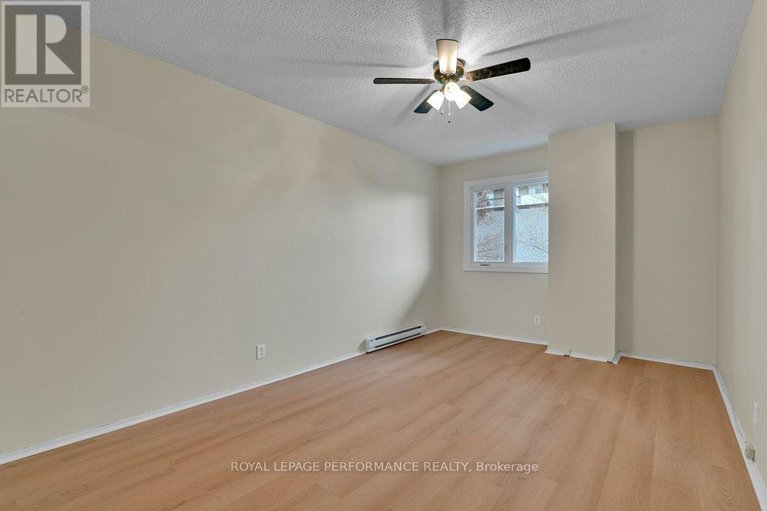 29620052/205-158-mcarthur-avenue/vanier/ottawa/ontario/K1L8E7_26