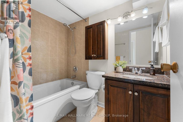 28913503/808-158c-mcarthur-avenue/vanier/ottawa/ontario/K1L8E7_17